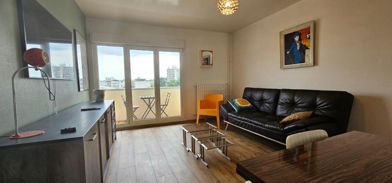 Le Moulin Apartment Reims Bagian luar foto